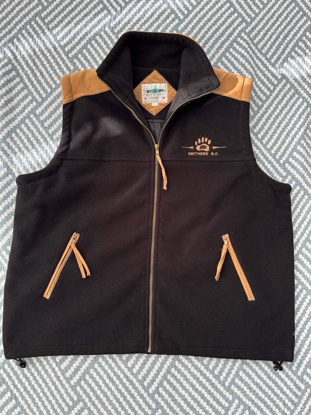 EXP Designs Fleece Vest Size L Smithers BC Black Tan